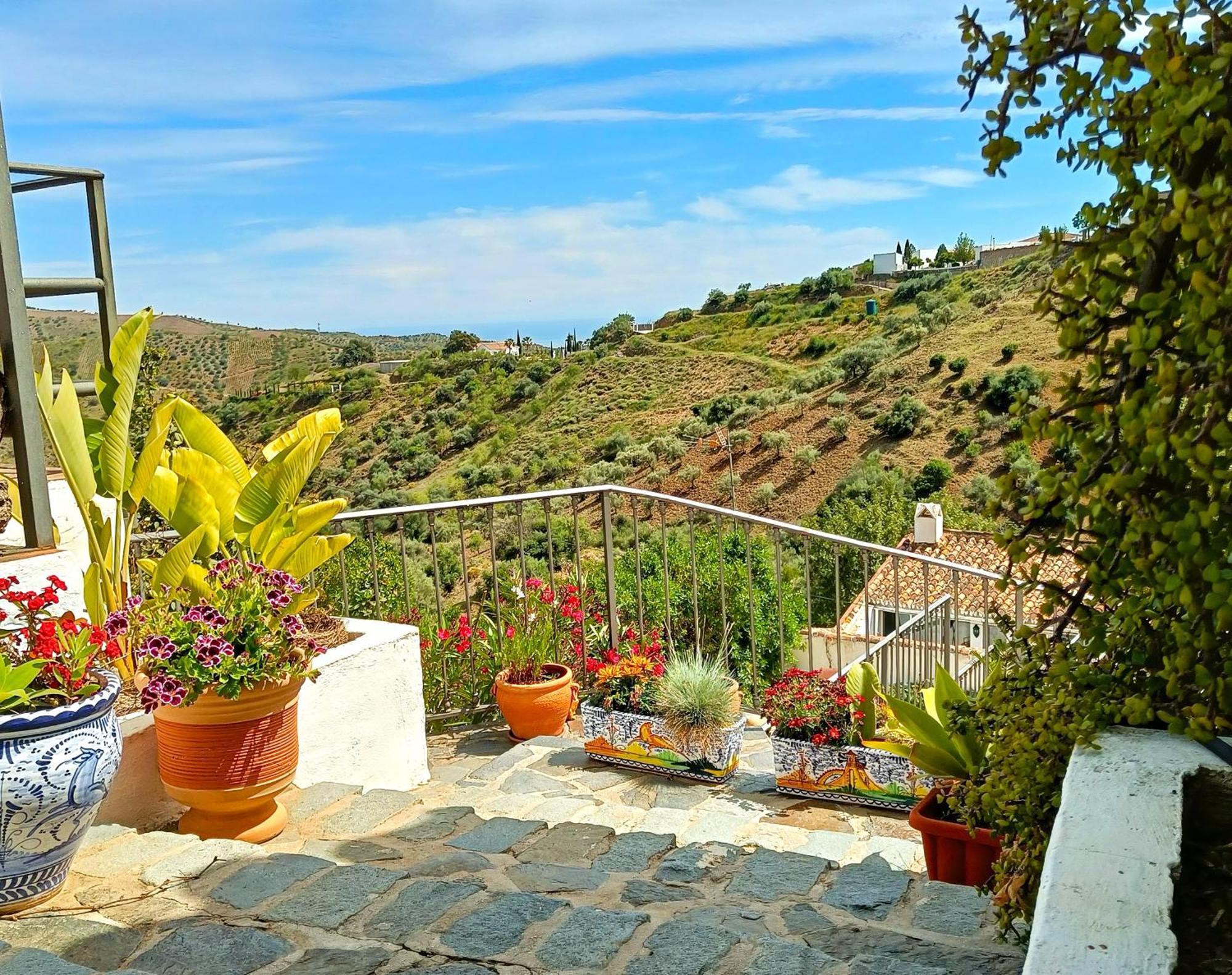 Ferienhaus Casa Medina - Private With Terrace And Sea View, 25 Minutes From Malaga Moclinejo